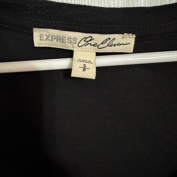 Express Black Fitted Short Sleeve Crop Tee – Size S/P - Picture 2 of 4